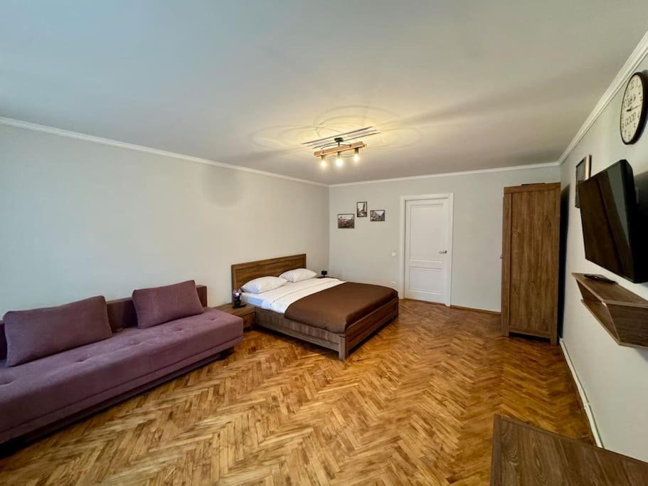 вірменська 12 Apartment *